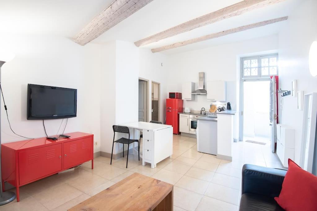 Apartament Domus Arena, Parking, Wifi, Arenes Nîmes Zewnętrze zdjęcie